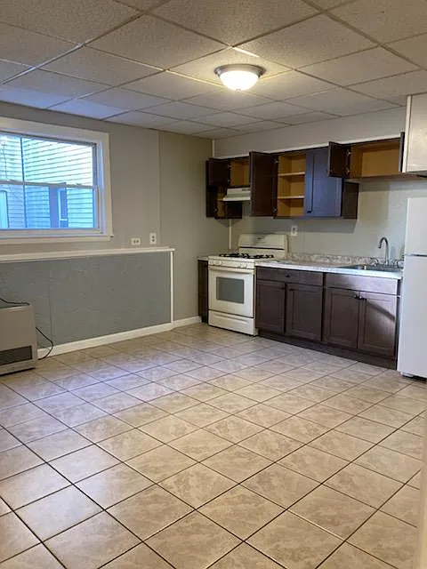 224-226 Ashley Blvd - Apt#1 East — Photo 2
