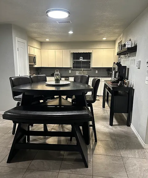 3201 Oak Ridge Dr — Photo 12