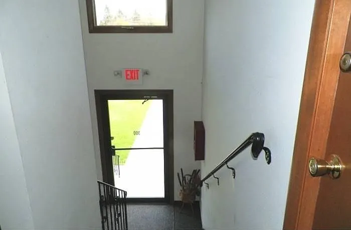 300 Old County Rd #4 — Photo 14