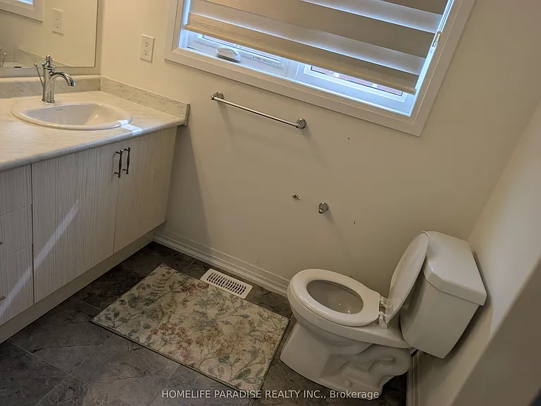15 Blacklock St E #3 — Photo 15