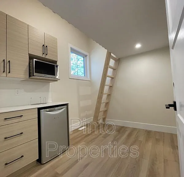 8717 110th St NW #3A — Photo 3