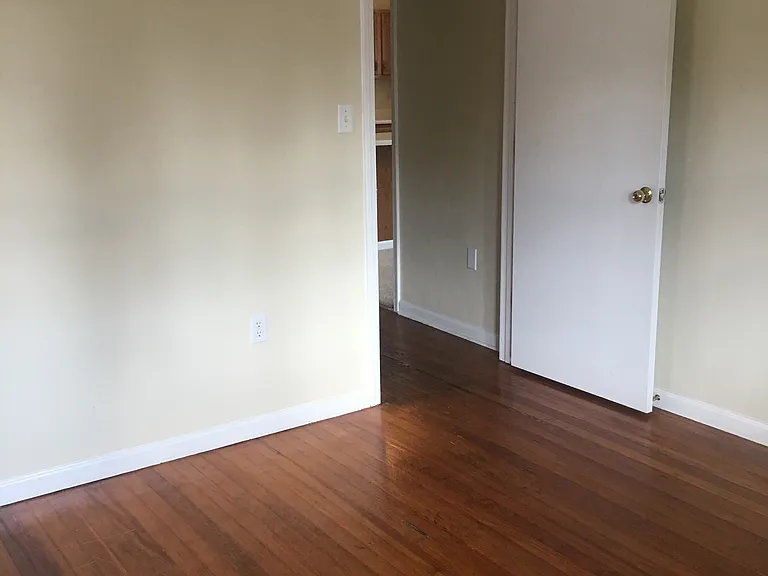 2538 Brook St NE — Photo 10