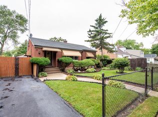 1102 New York St, Waukegan, IL 60085