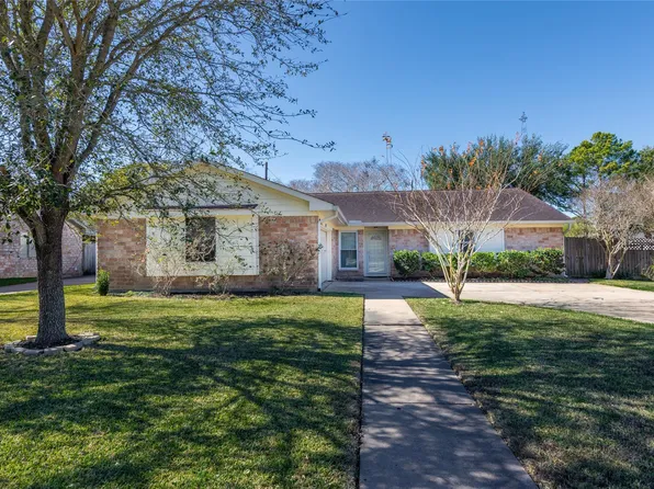 11302 Blackhawk Blvd, Houston, TX 77089