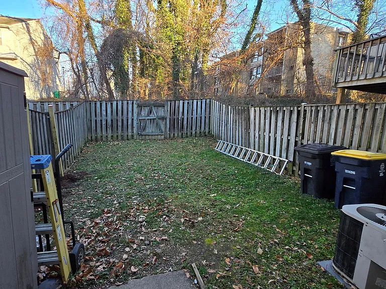 6565 Ronald Rd — Photo 20