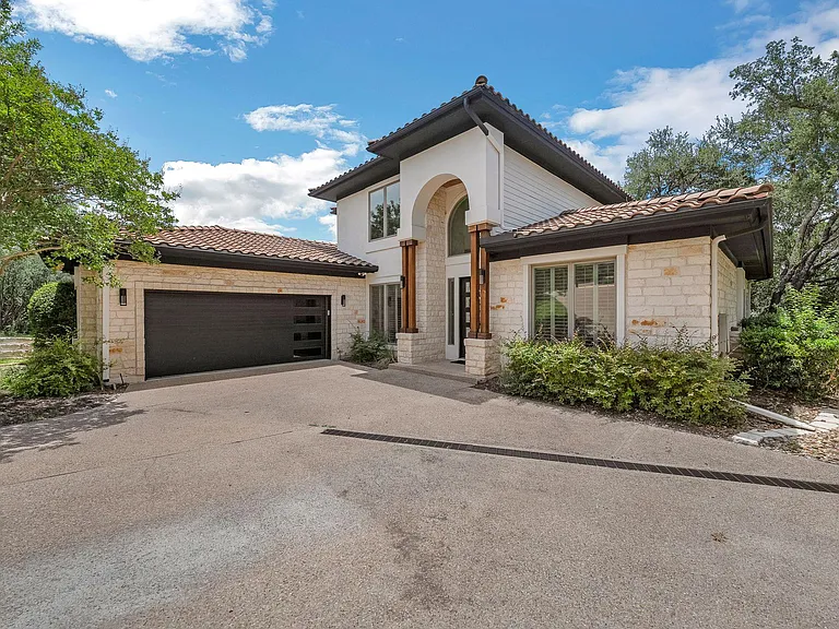 414 New Lido Dr — Photo 1