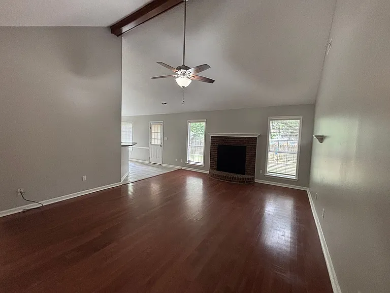 2573 Laurelcrest Dr — Photo 11