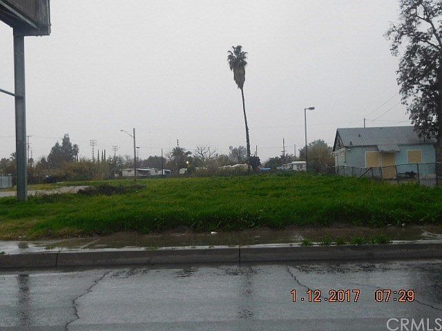 2nd image of 364 S Arrowhead Ave