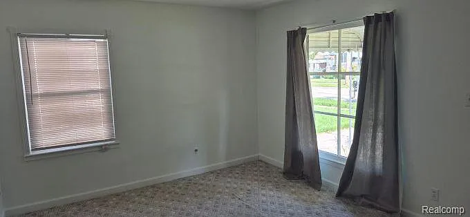 2 bed, 1.0 bath, 696 sqft, $1,200 — Photo 4