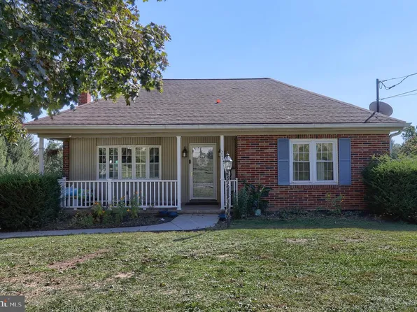 5691 Chambers Hill Rd, Harrisburg, PA 17111