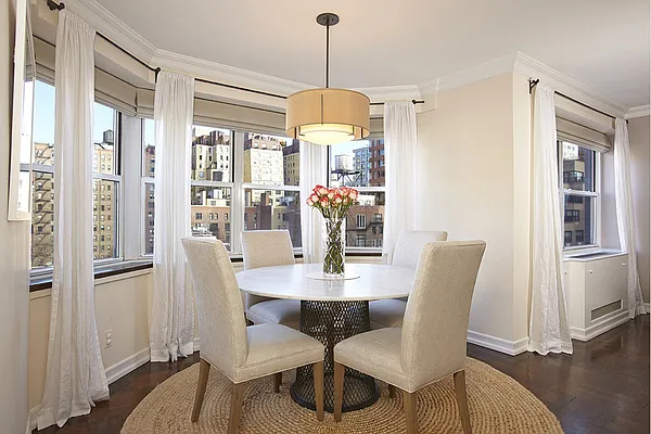 Sold by Stribling | media 13