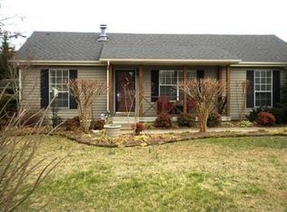 6714 Summertime Dr, Murfreesboro, TN 37129