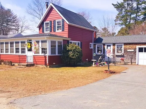 164 Waltham St, Halifax, MA 02341