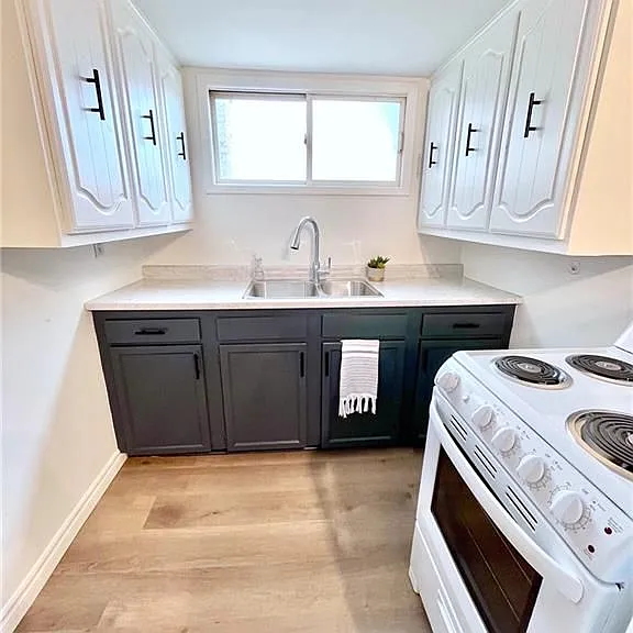 220 Nelson St #3 — Photo 1