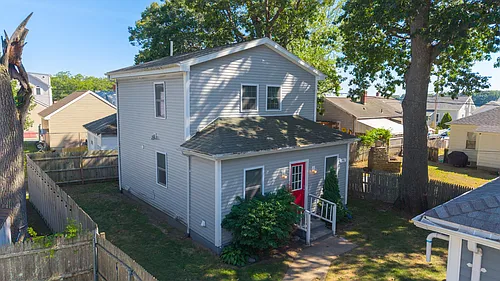 46 N Shore Dr Photo 1