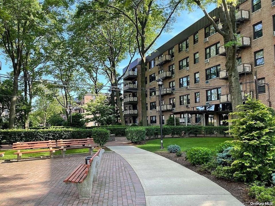 1st image of 4 Birchwood Court #1-O