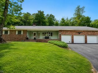 30 Woodland Rd, Franklin Boro, NJ 07416