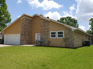 5815 Falcon Ln, Beaumont, TX 77708