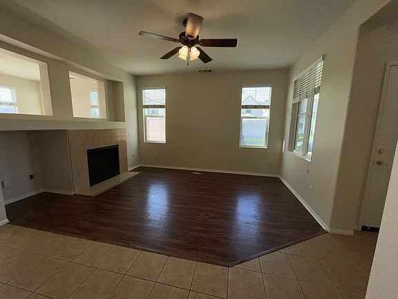 5th image of 35884 Crickhowell Ave