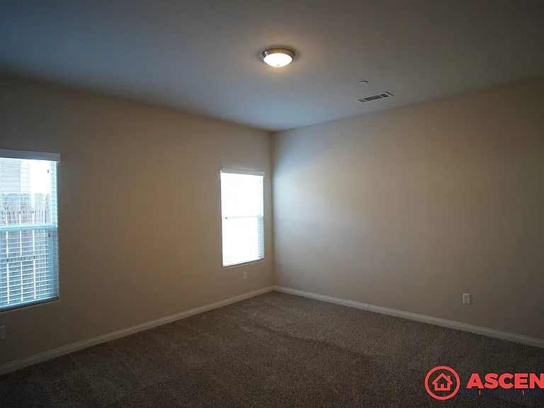 5508 Poso Ridge Ct — Photo 17
