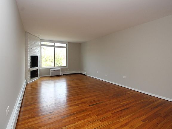 4th image of 2230 N Orchard St APT 403
