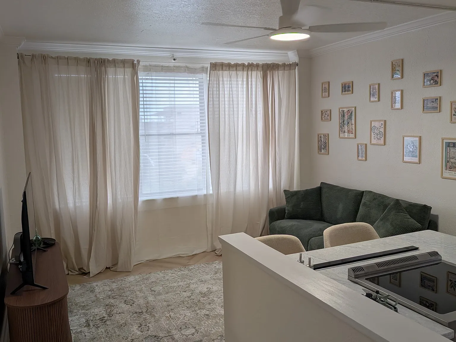 1 bed, 456 sqft, $1,500 — Photo 3