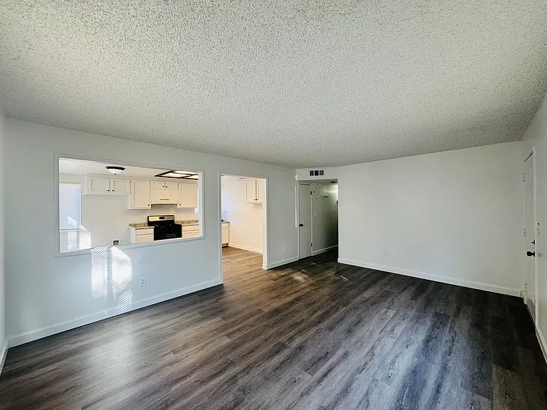 5809 Fairfax Rd #1 — Photo 7