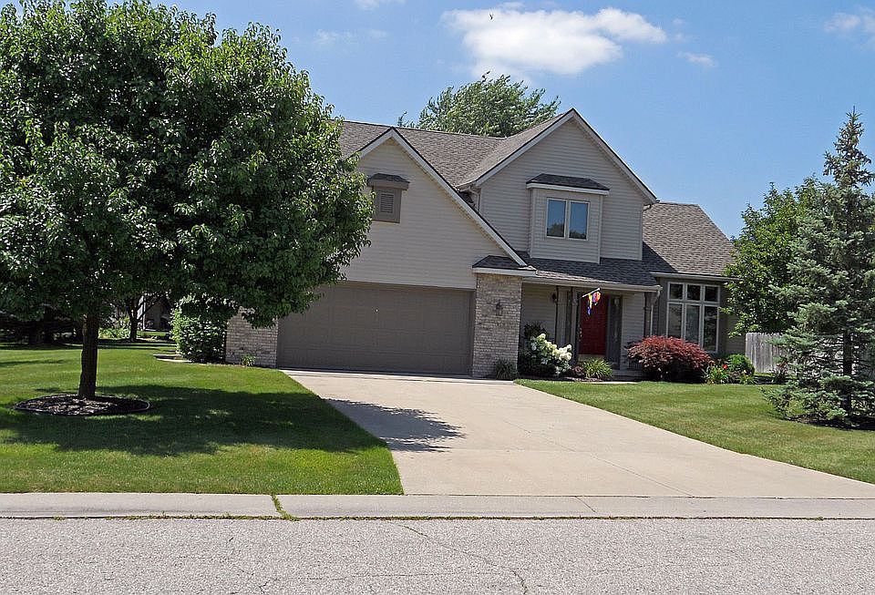 1st image of 4273 Woodview Dr E