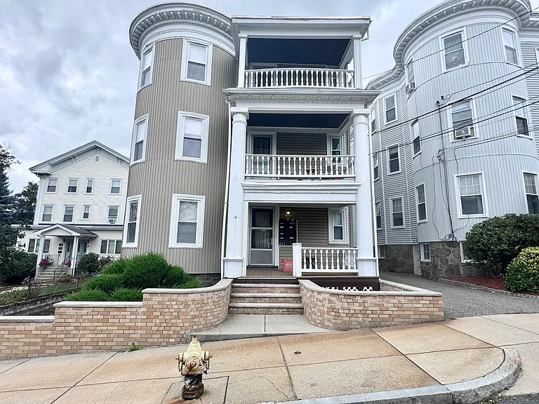 20 Bigelow St #3 — Photo 13