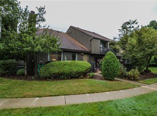 292 Westgate Dr #292, Edison, NJ