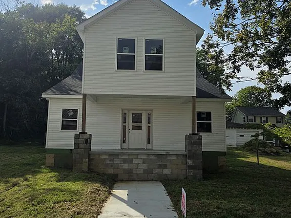 902 Olive St, Benton, KY 42025