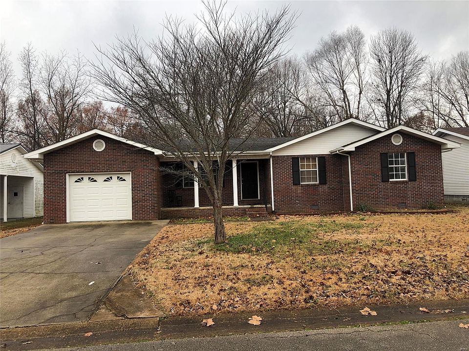 1st image of 607 Carolyn Dr