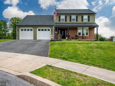 212 Crystal Cir, Birdsboro, PA, 19508