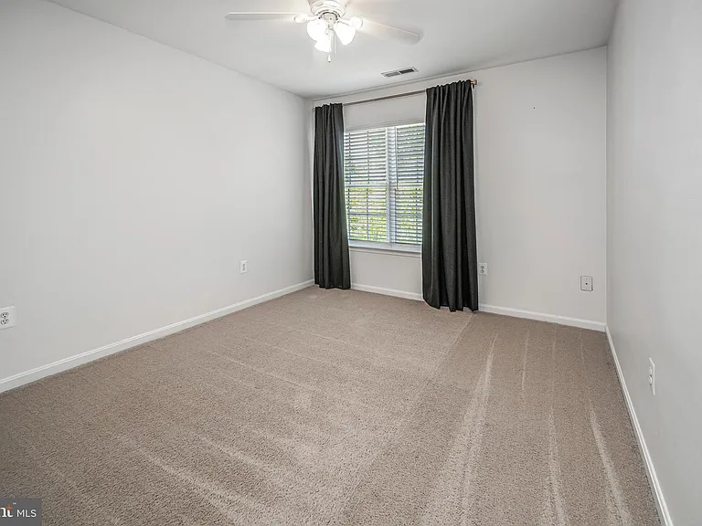 33 Saint Williams Way — Photo 30