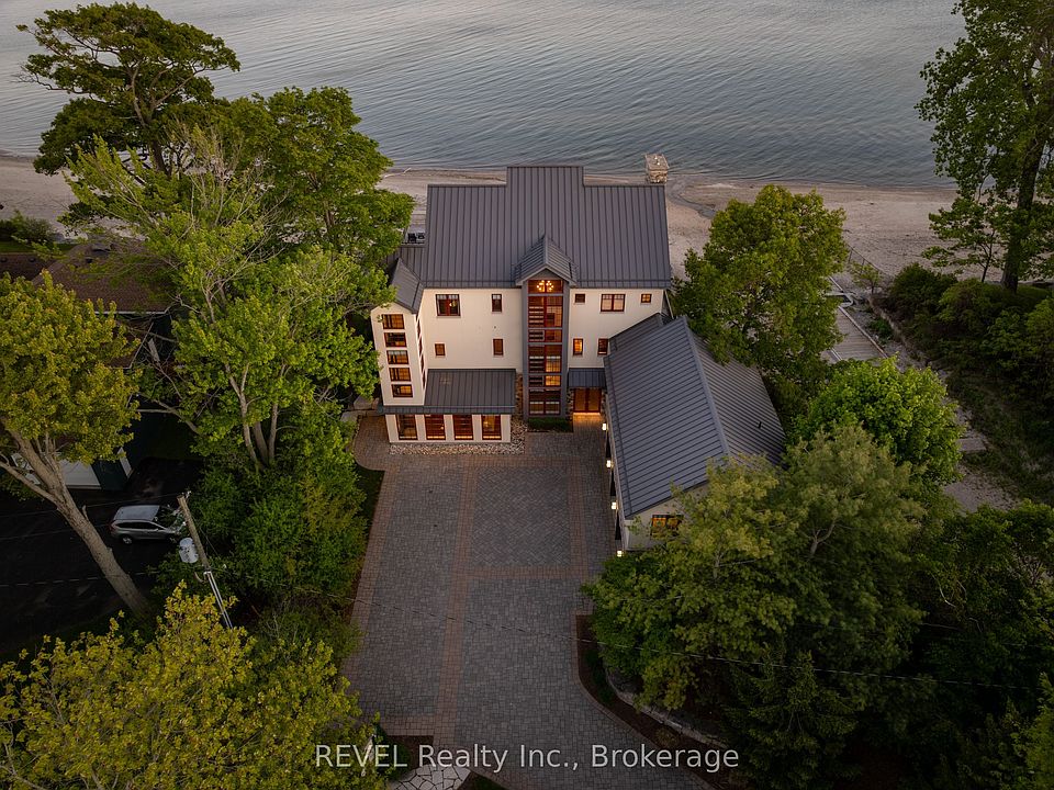 1st image of 3067 Thunder Bay Rd