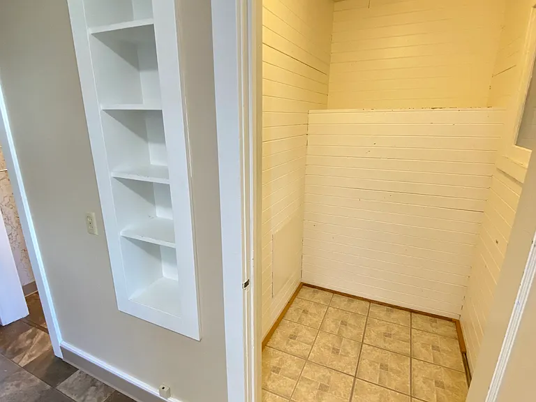 307 S Ruby St — Photo 16