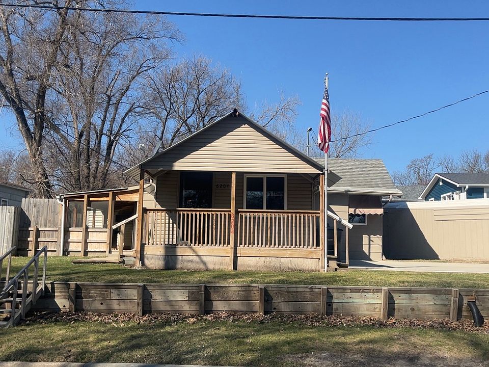 1st image of 6204 SW 5th St