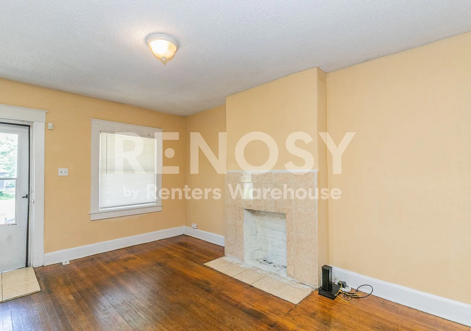 3 bed 1 bath Home — Photo 4