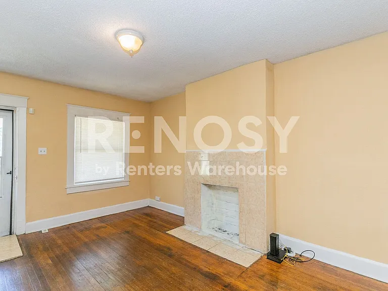 4038 Bellefontaine Ave — Photo 3