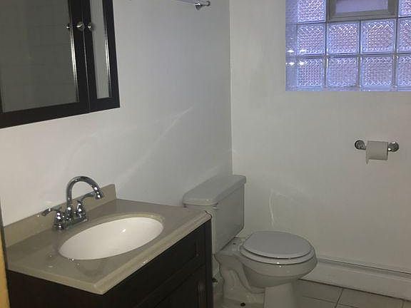 5th image of 5877 N Elston Ave