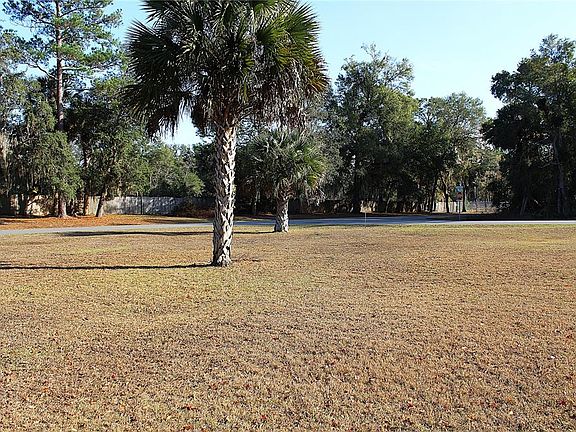2nd image of NE 6th Pl Lot 12
