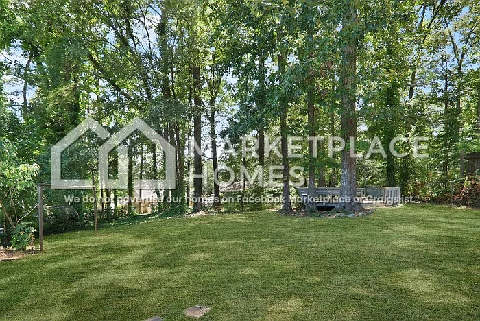 8206 Huntington Dr — Photo 25