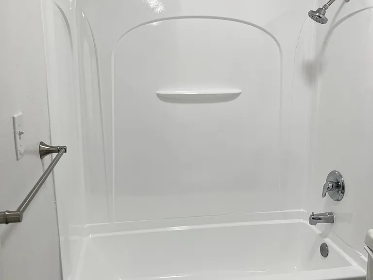 Studio- 512SF- Bathroom