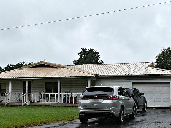 2nd image of 331 County Road 2301 Rock