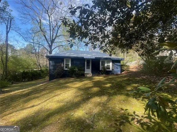 16040 Henderson Rd, Milton, GA 30004