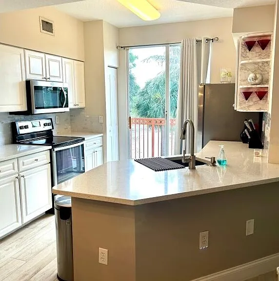 2046 Alta Meadows Ln #1909 — Photo 8