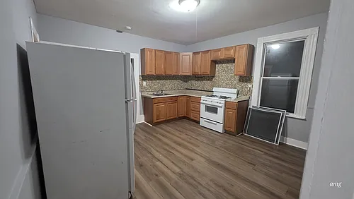 429 Poplar St #1A Photo 1
