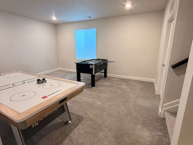 17247 Parkside Dr N — Photo 32