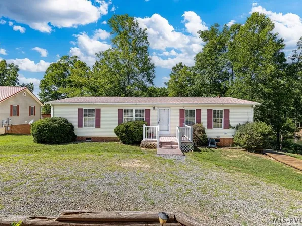 240 Lookout Point Dr, Valentines, VA 23887
