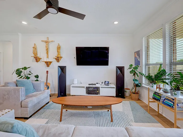 4513 Cressal Dr — Photo 22